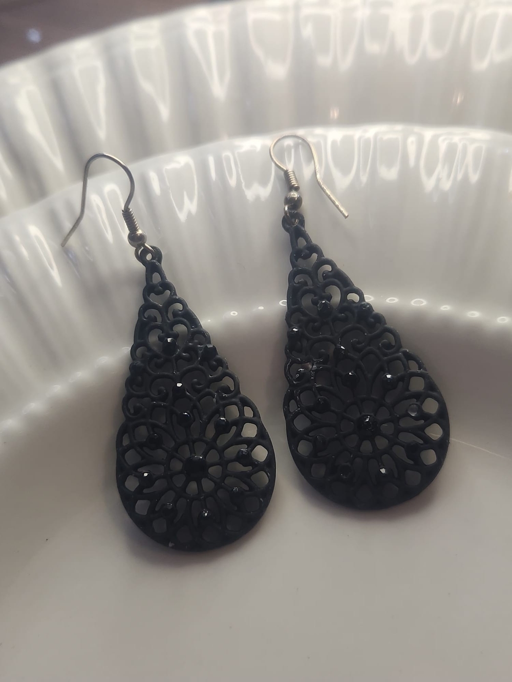 Black Filigree Teardrop Dangle Earrings - Women Jewelry